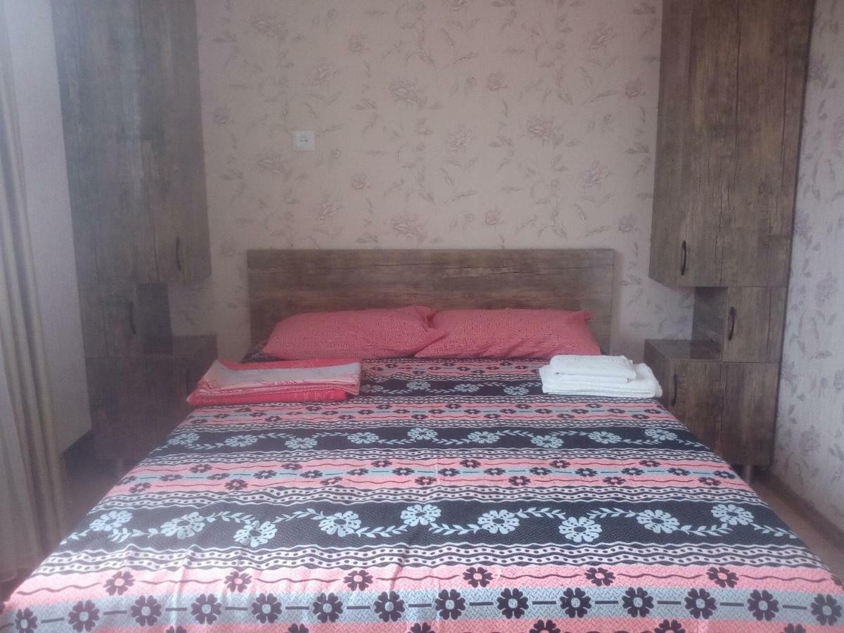Villa Malu Kutaisi Esterno foto