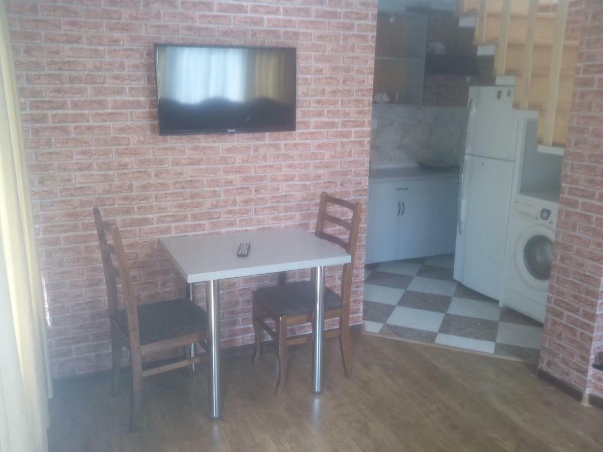 Villa Malu Kutaisi Esterno foto